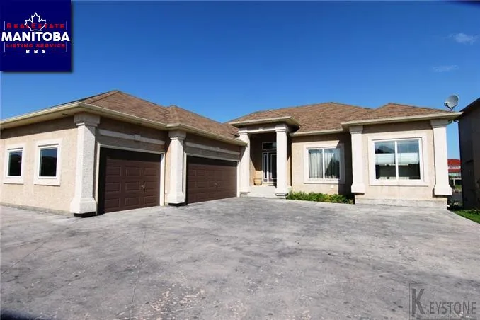 55 Westwater Drive, Winnipeg