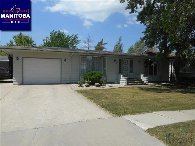 4 Bed House for Sale at 166 6th Street, Winkler, MB - MLS® #1714557