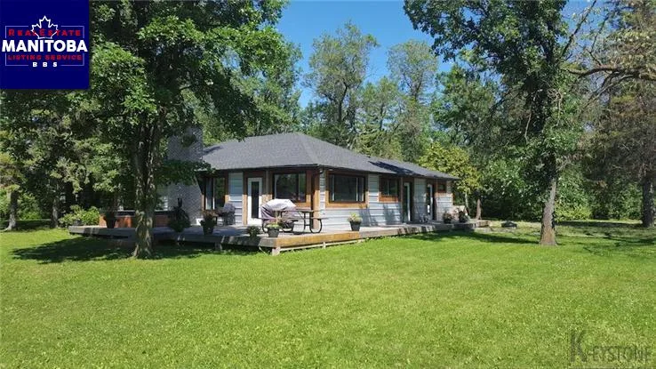 3 Bed House for Sale at 9 Morris Place, Petersfield, MB - MLS® #1714663