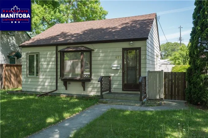 431 Ravelston Avenue East, Winnipeg