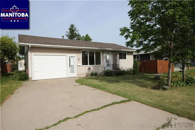 2 Bed House for Sale at 228 1st Street Southwest, Carman, MB - MLS® #1714754