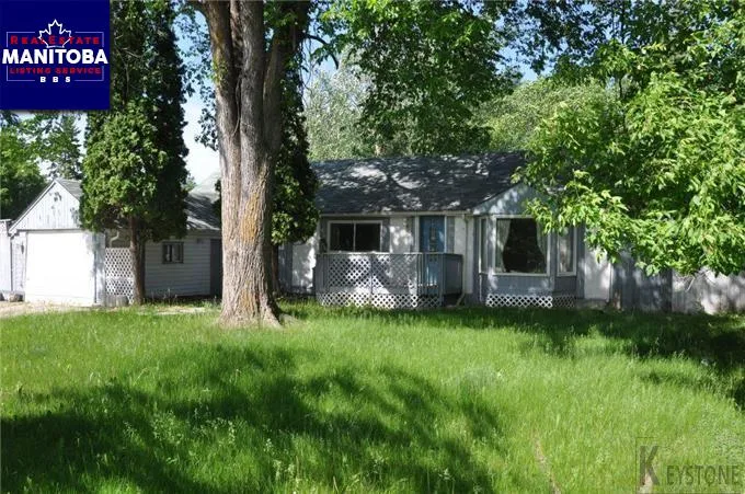 522 Fairmont Road, Winnipeg