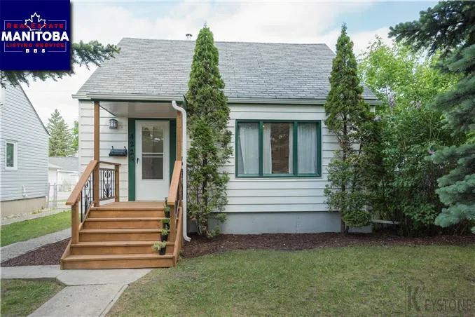 422 Radford Street, Winnipeg