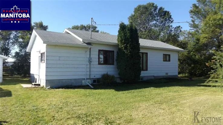 4026 3 Road Northeast