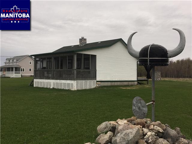 Property 19 Hecla Island Road img1