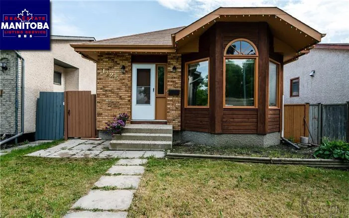 1128 Kildare Avenue East, Winnipeg