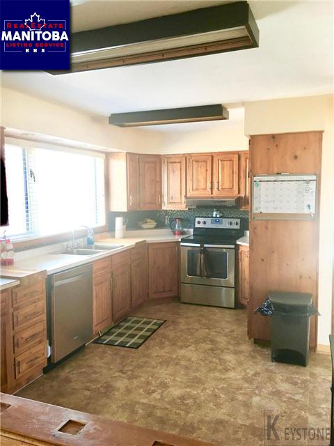 Property 196 Riverside Drive img1