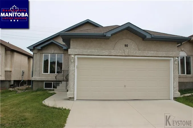 90 Shore Street, Winnipeg