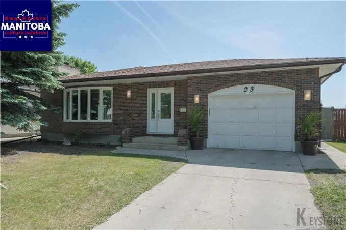 23 Gardenia Bay, Winnipeg