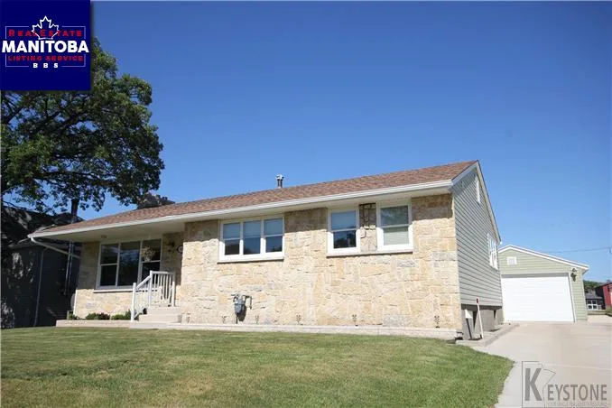 3 Bed House for Sale at 197 1st Street Southwest, Carman, MB - MLS® #1715129