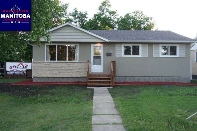 712 Cavalier Drive, Winnipeg