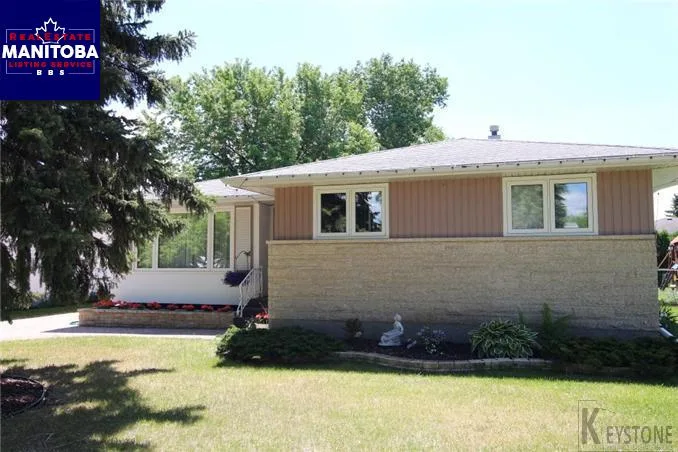 74 Rogan Drive, Winnipeg