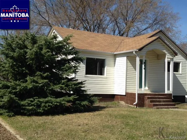 936 8th Avenue, Virden