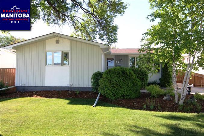 Property 37 Lomond Boulevard Main image