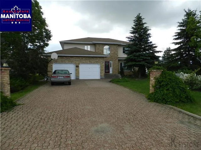 82 Sandhill Drive, West St Paul
