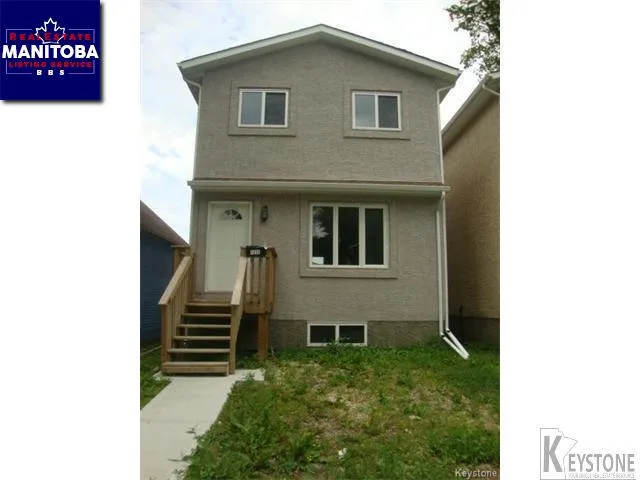 1835 Logan Avenue, Winnipeg