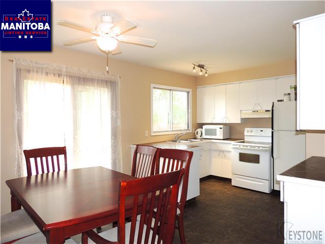 Property 48 Vincent Massey Boulevard img1
