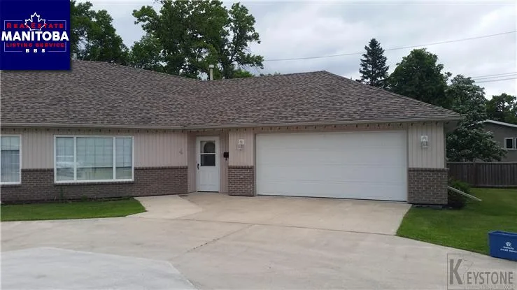 2 Bed House for Sale at 4 Mackenzie Drive, Carman, MB - MLS® #1716795