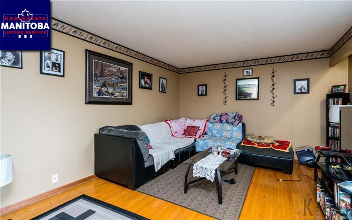 Property 78 Luxton Avenue img1