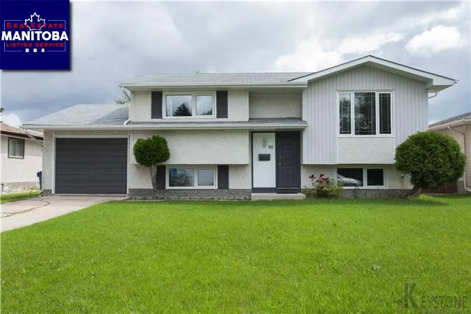 90 Newcastle Road, Winnipeg