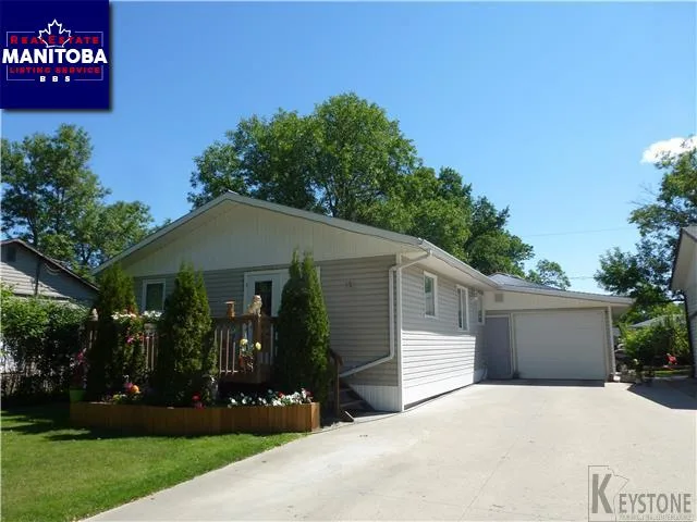 2 Bed House for Sale at 127 4th Street South, Winkler, MB - MLS® #1716914