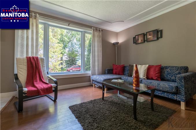 Property 441 Louis Riel Street img1