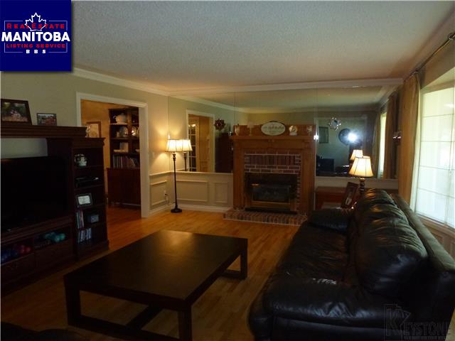 Property 234 Willow Drive img1