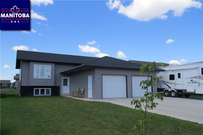 Property 4 Denali Crescent img1