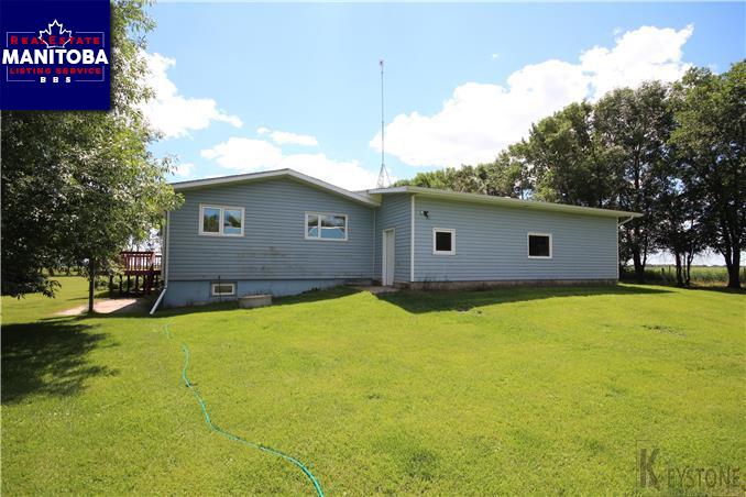 Property 23081 42 Road North img1