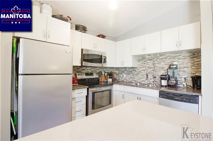 Property 325 Houde Drive Main image