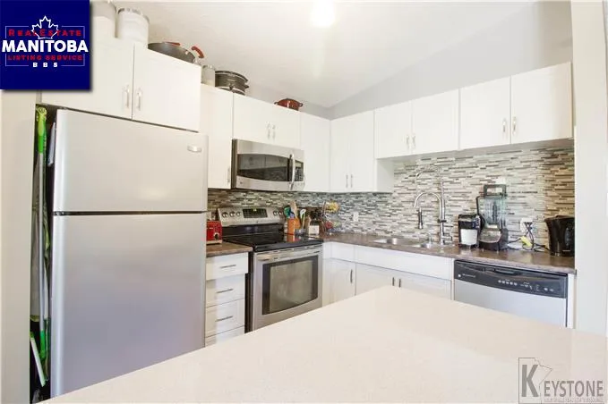 325 Houde Drive, Winnipeg