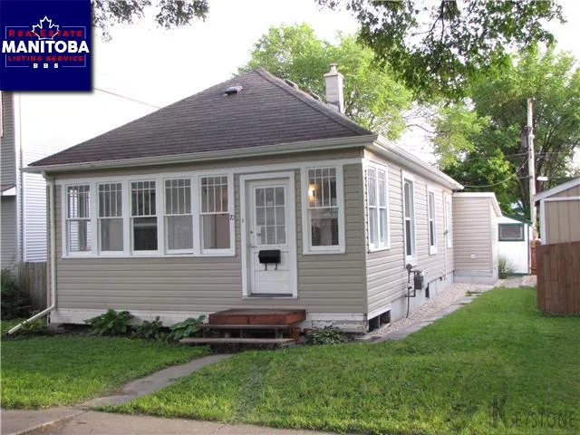 70 Hart Avenue, Winnipeg