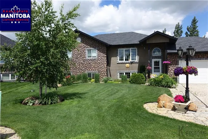 3 Bed House for Sale at 21 Fox Run Place, Steinbach, MB - MLS® #1717165