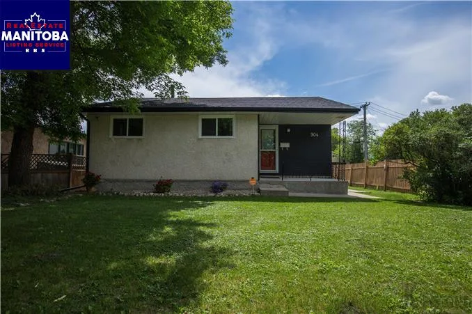 904 Dugas Street, Winnipeg