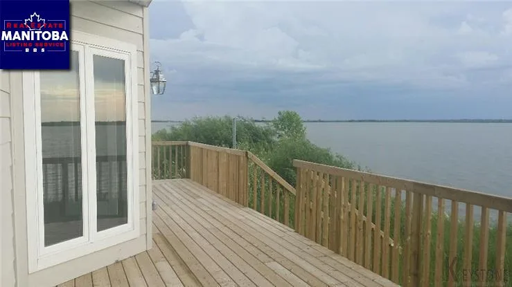 3 Bed House for Sale at 283 Willow Island Road Southwest, Gimli, MB - MLS® #1717396