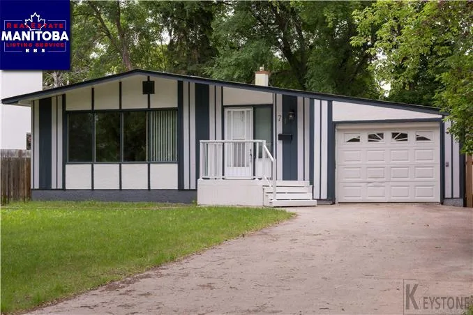 71 Tulane Bay, Winnipeg