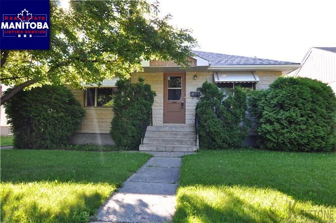 499 Radford Street, Winnipeg