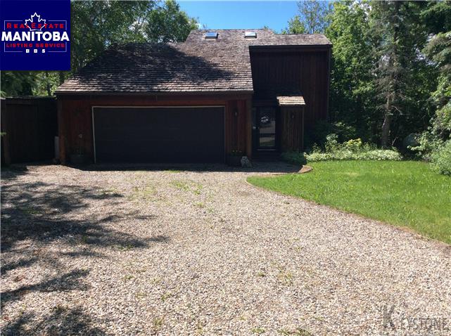 Property 207 Meadowview Drive img1