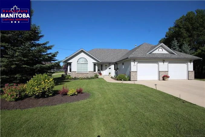 3 Bed House for Sale at 198 1st Street Southeast, Carman, MB - MLS® #1717924