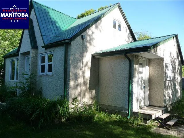 3 Bed House for Sale at 415 Pine Avenue, Beausejour, MB - MLS® #1717940