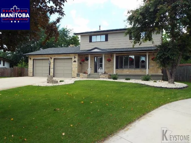 3 Bed House for Sale at 28 Burns Bay, Portage La Prairie, MB - MLS® #1718164