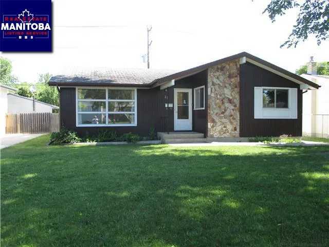 19 Woodcrest Drive, Winnipeg