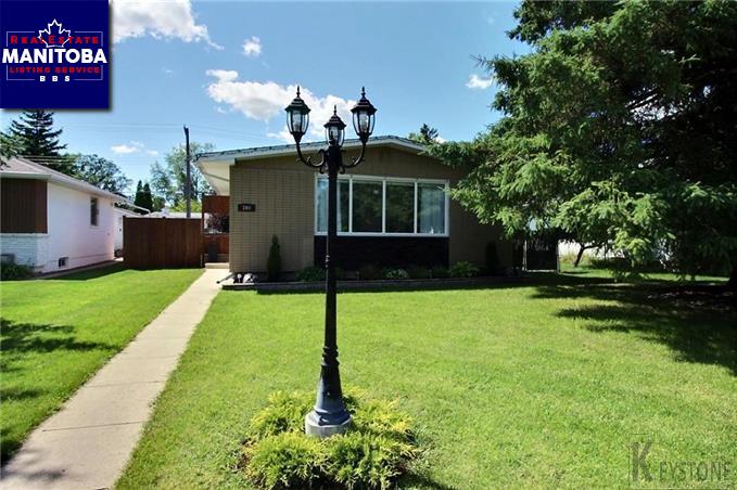 Property 390 Whitegates Crescent img1