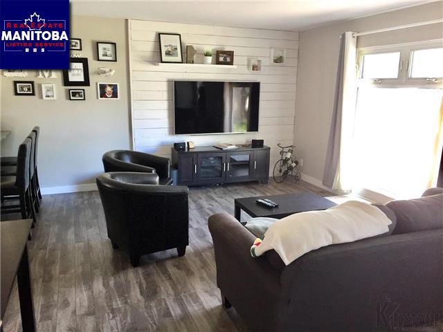 Property 42 Laval Drive img1