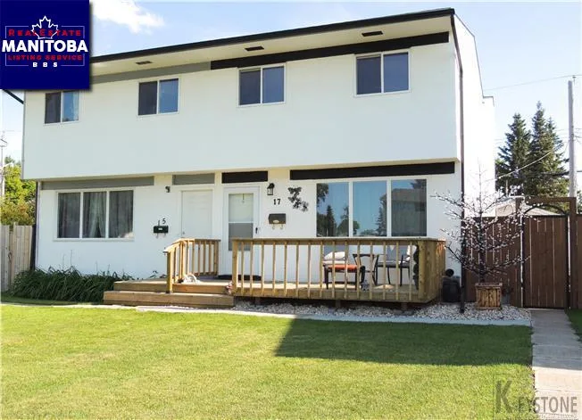 17 Berkshire Bay, Winnipeg