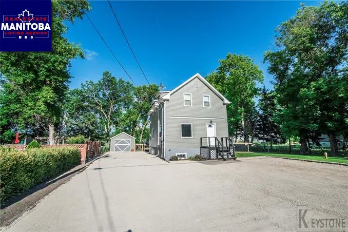 331 Riddell Street, Warren