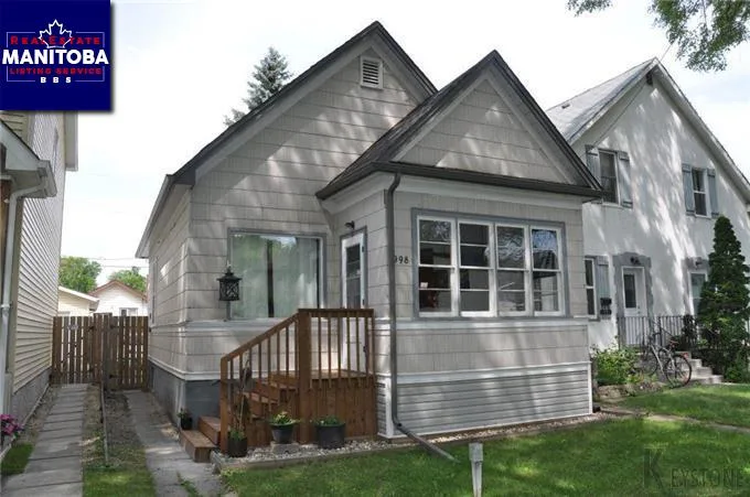 998 Sherburn Street, Winnipeg