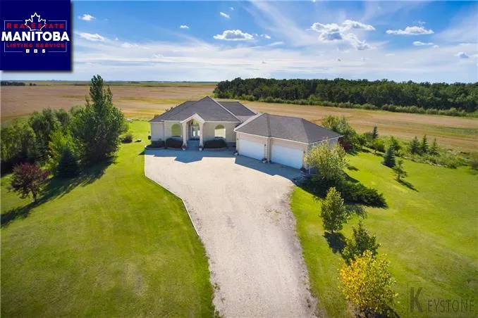 1062 Lockport Road, St Andrews
