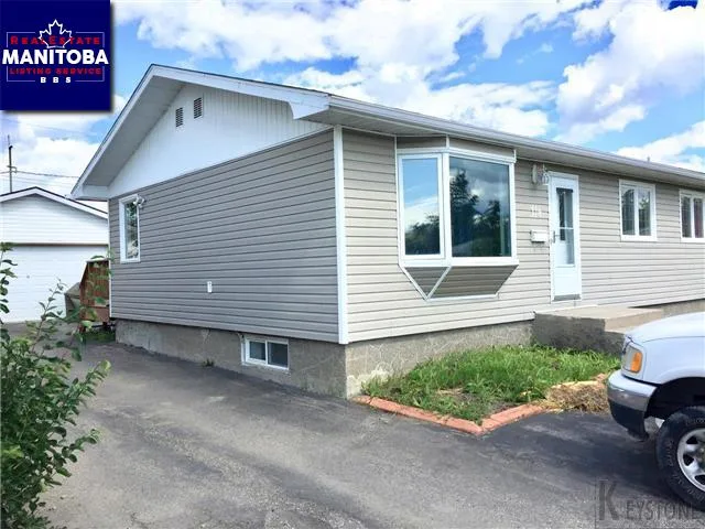 114 Centennial Drive East, Thompson