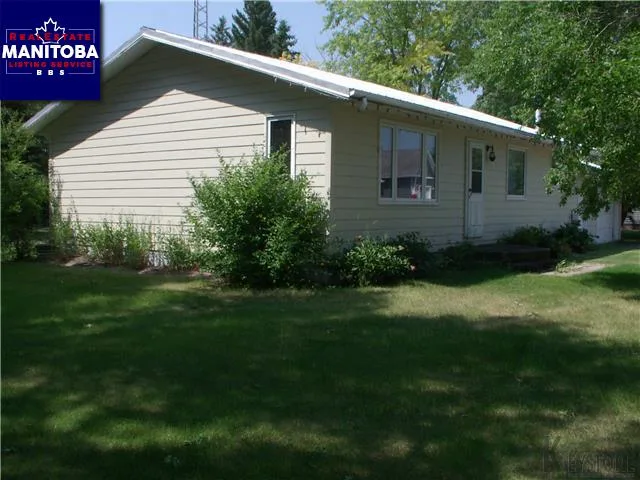 2 Bed House for Sale at 421 Cavers Street South, Deloraine, MB - MLS® #1719478